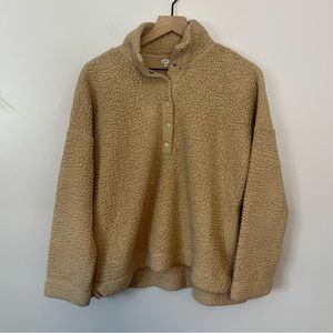 ARIE Sherpa cropped quarter button crew neck